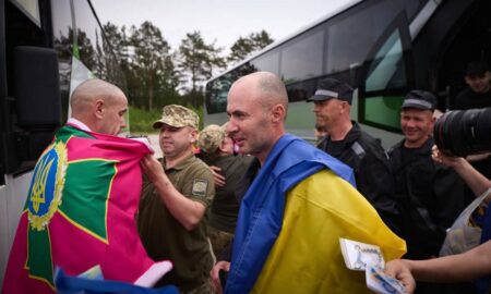 26 захисників з Дніпропетровщини повернулися з ворожого полону 25 травня - Сергій Лисак 39 26 захисників з Дніпропетровщини повернулися з ворожого полону 25 травня Сергій Лисак 2
