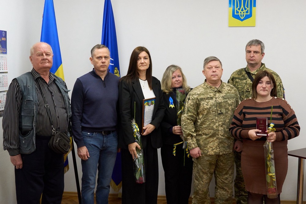 Нікопольських воїнів відзначено державними нагородами (фото)