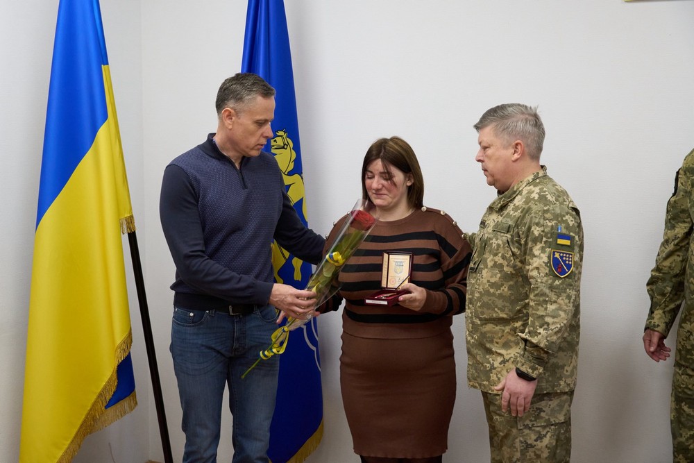 Нікопольських воїнів відзначено державними нагородами (фото)