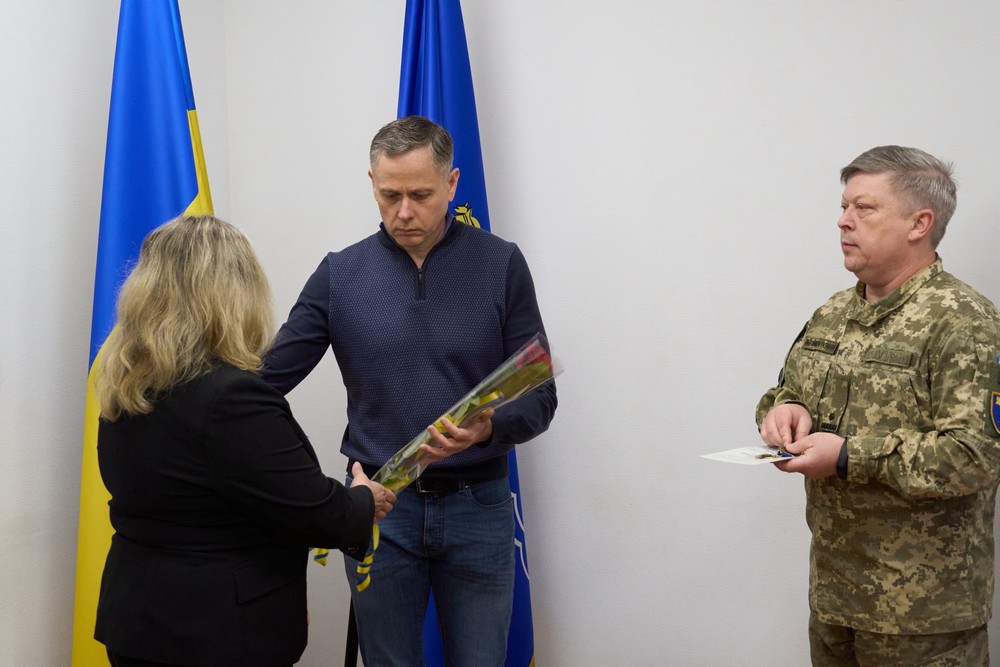 Нікопольських воїнів відзначено державними нагородами (фото)