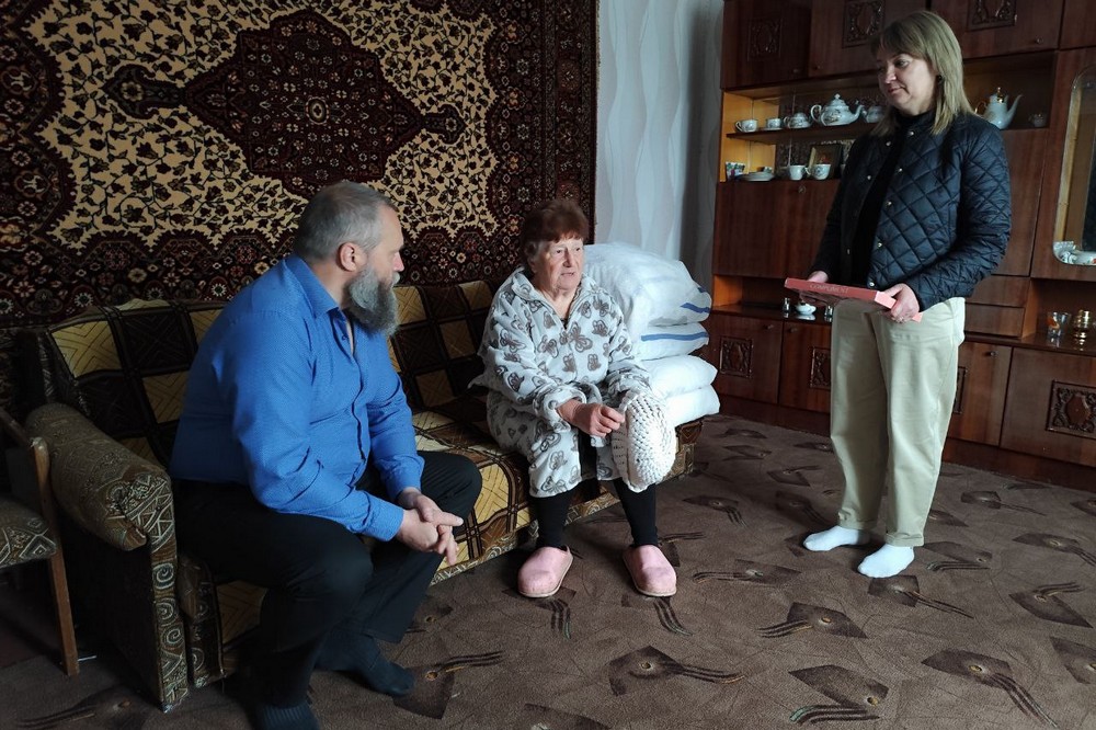 На Нікопольщині БФ «Янголи Спасіння» допомагає самотнім літнім людям  (фото)