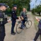 З мешканцями приватного сектору Нікополя, де під час пожежі було виявлено тіло чоловіка, провели бесіди (фото)