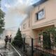 У Нікополі сьогодні внаслідок обстрілу загорівся великий будинок у приватному домоволодінні (фото)