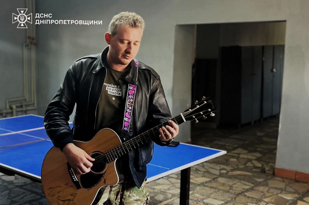 До рятувальників Нікополя завітав музикант Микола Серга 3