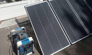Дитяча лікарня Нікополя отримала сучасну портативну електростанцію із сонячними панелями 2