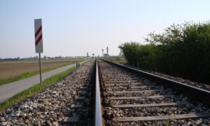 На Придніпровській залізниці орудували диверсанти: підпалювали релейні шафи