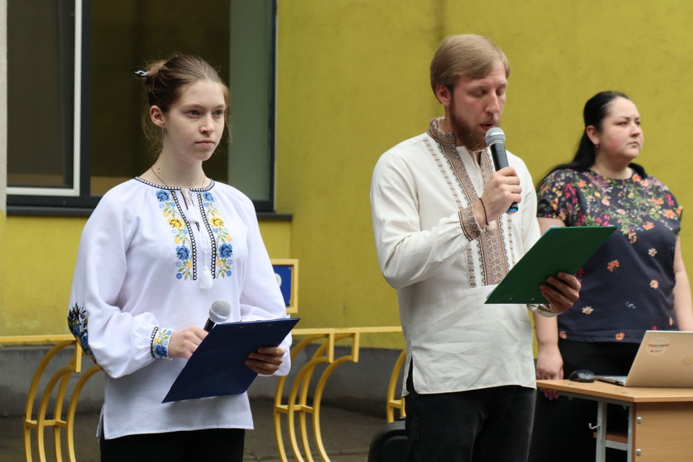 В Покрові сьогодні відкрили меморіальні дошки полеглому Захиснику: фото