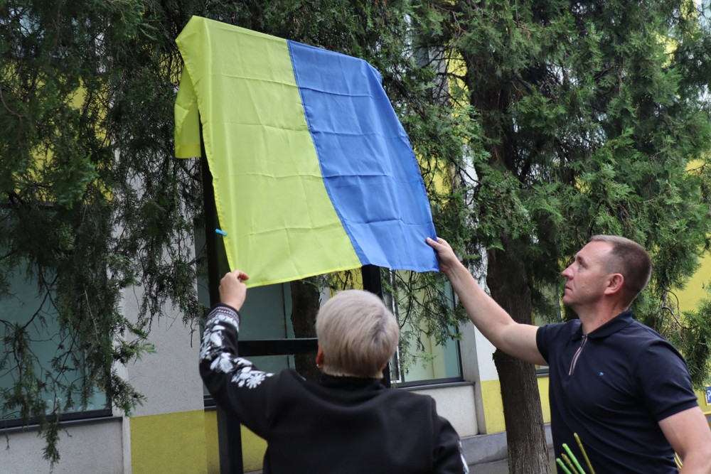 В Покрові сьогодні відкрили меморіальні дошки полеглому Захиснику: фото