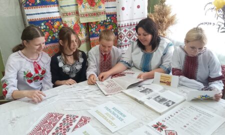Як у Покрові відзначили День вишиванки (фото)
