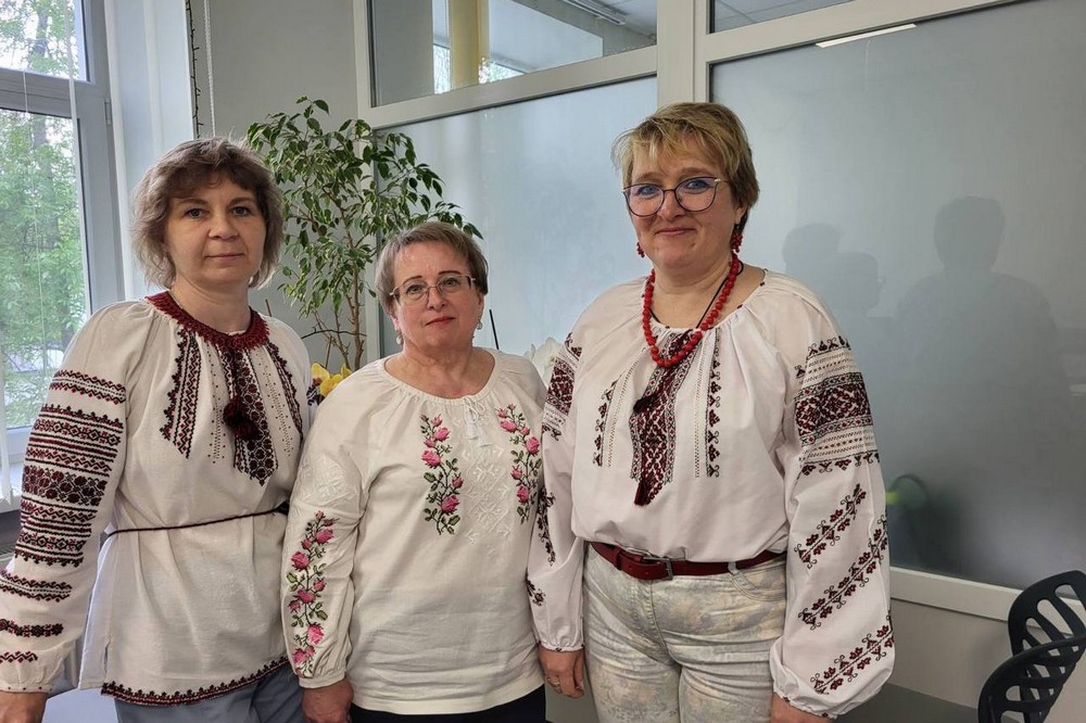Як у Покрові відзначили День вишиванки (фото) 12