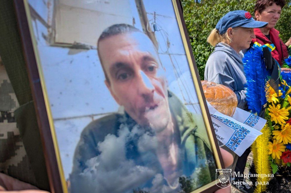 Марганець попрощався ще з одним Захисником 10
