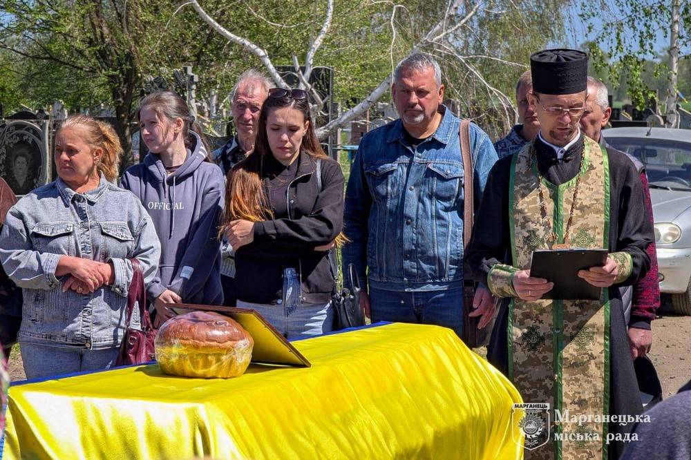  Марганець сьогодні провів в останню путь полеглого Захисника Віталія Самойленка (фото) 3