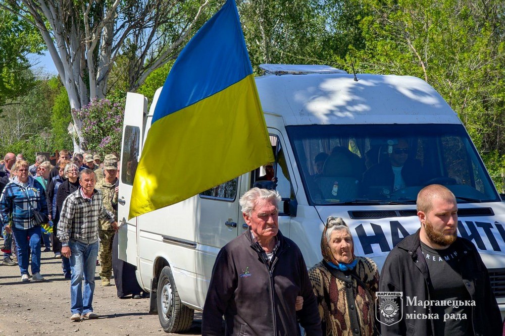  Марганець сьогодні провів в останню путь полеглого Захисника Віталія Самойленка (фото) 7