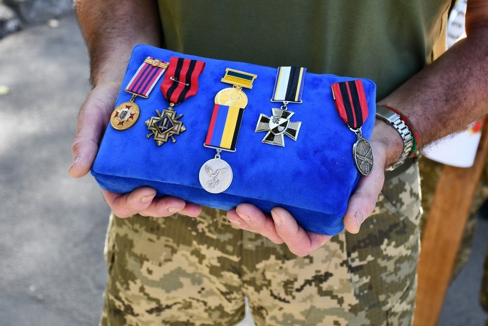 Вбиті росією мешканці Нікопольщини. Захисник з Нікополя Віталій Наслєдов 13 травня відзначав би своє 43-річчя, але йому назавжди 42… І сьогодні ми вшановуємо пам’ять Героя!