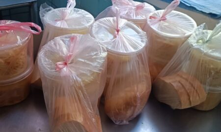 Підопічні терцентру Нікополя отримують гарячі обіди від благодійників вдома 17 Підопічні терцентру Нікополя отримують гарячі обіди від благодійників вдома  2