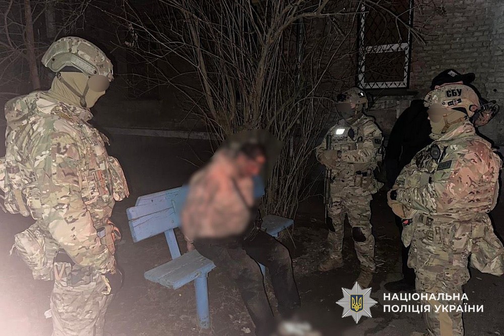 Поліція Нікополя перекрила  канал збуту вогнепальної зброї армійського зразка (фото) 5