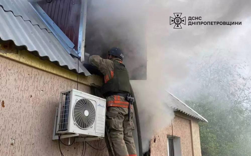 У Нікополі сьогодні ворожий дрон атакував приватний будинок 2