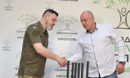 Волонтери з Нікополя передали військовим ще одну систему РЕБ 2