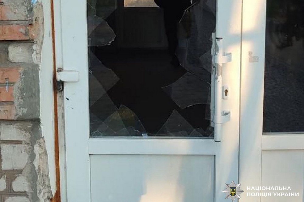 Ворог завдав близько 20 ударів по Нікополю та району 2
