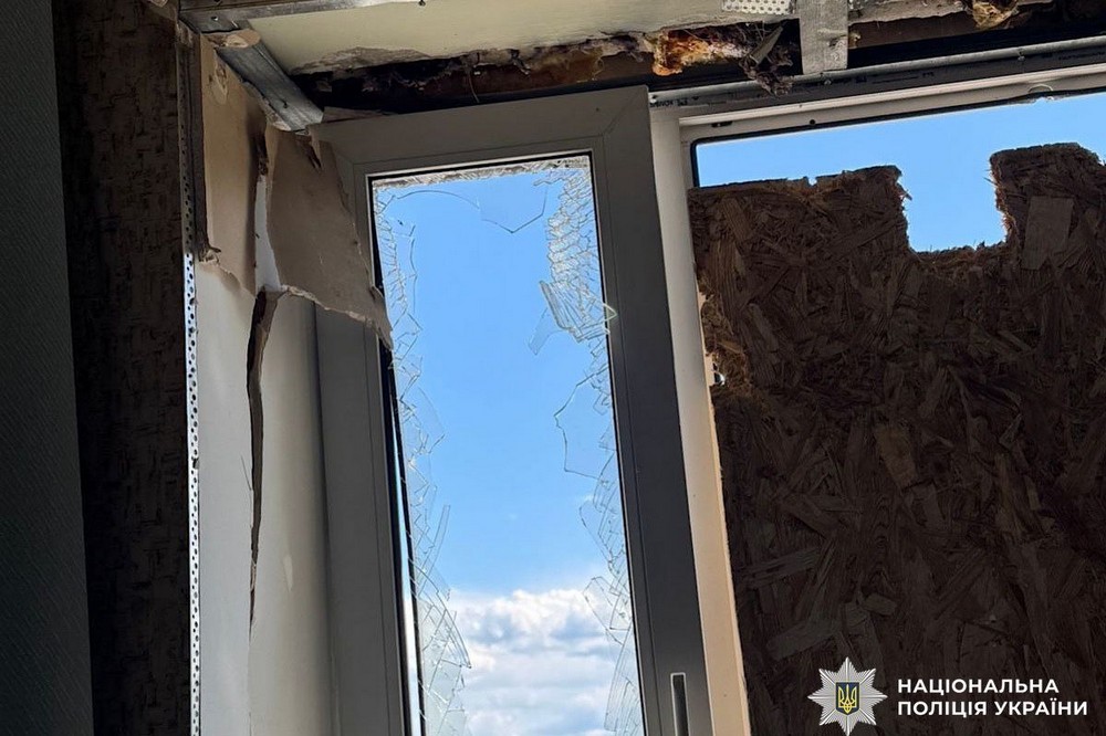Ворог завдав близько 20 ударів по Нікополю та району 3
