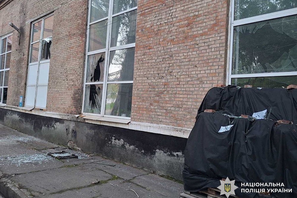 Ворог завдав близько 20 ударів по Нікополю та району 5