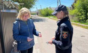 Жителям Томаківки розповіли  про альтернативний спосіб утилізації сухої рослинності 2