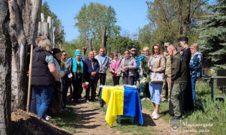 Серце розривається від нестерпного болю…. На Нікопольщині сьогодні провели в останню путь Захисника (фото)
