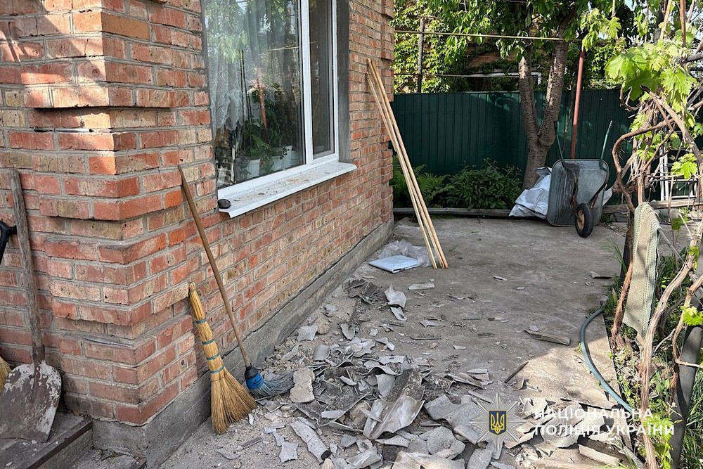 Фото наслідків обстрілів Нікопольщини