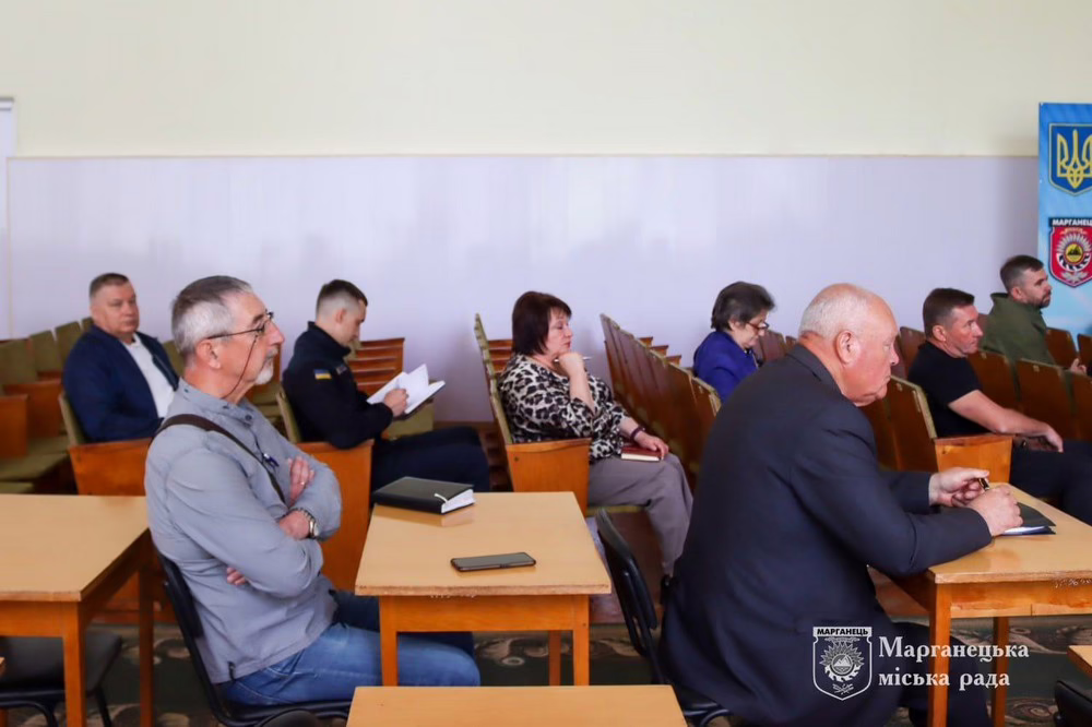 У Марганці посадовці обговорили загрозу ящуру і блутангу