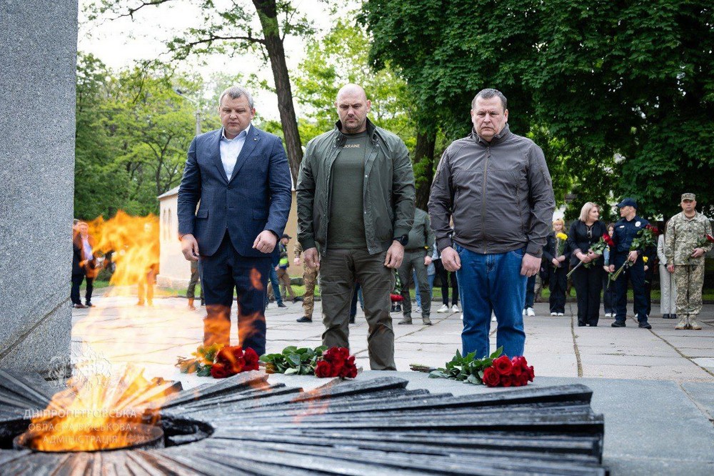 «Не маємо права забути власних героїв»: у Дніпрі 8 травня вшанували пам’ять жертв Другої світової війни