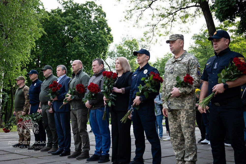 «Не маємо права забути власних героїв»: у Дніпрі 8 травня вшанували пам’ять жертв Другої світової війни