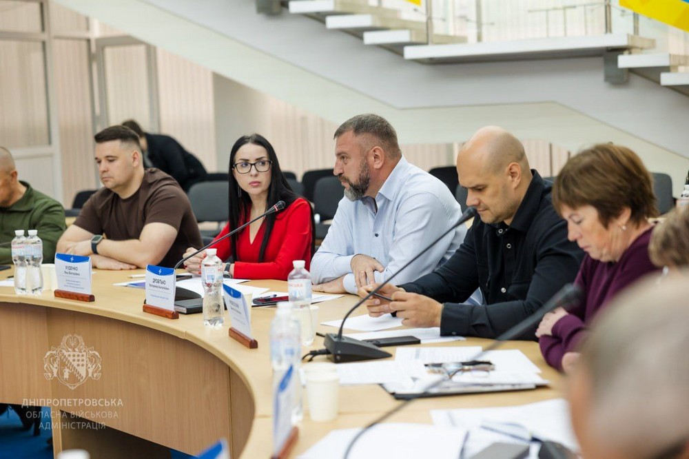 Обговорили важливі для прифронтового регіону питання: очільники Дніпропетровщини взяли участь у Конгресі місцевих та регіональних влад