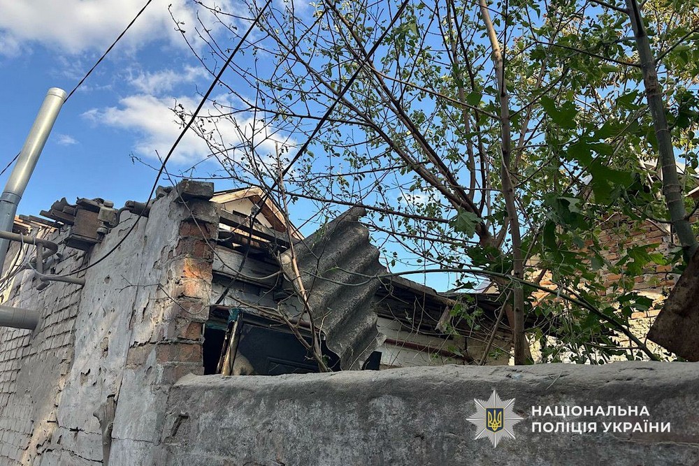 Наслідки обстрілів Нікополя: фото