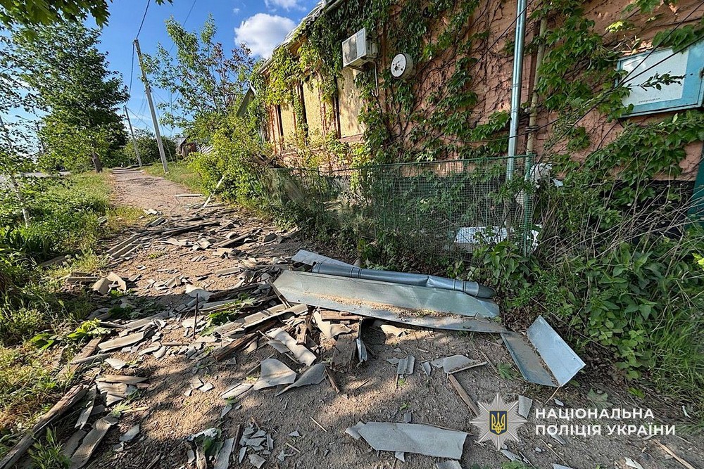 Наслідки обстрілів Нікополя: фото