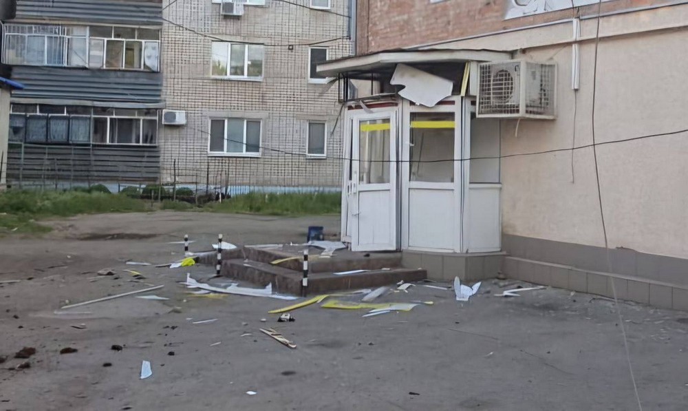 Фото наслідків обстрілів Нікополя
