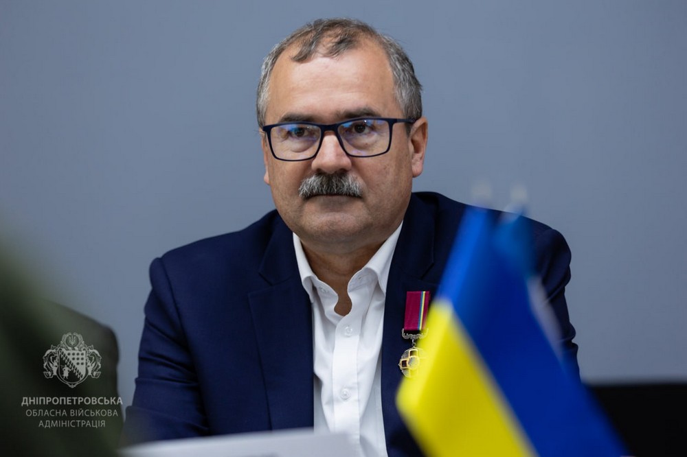 Евакуація з прифронтових громад, безпека, підтримка економіки: на Дніпропетровщині сьогодні перебуває міжнародна делегація (фото)