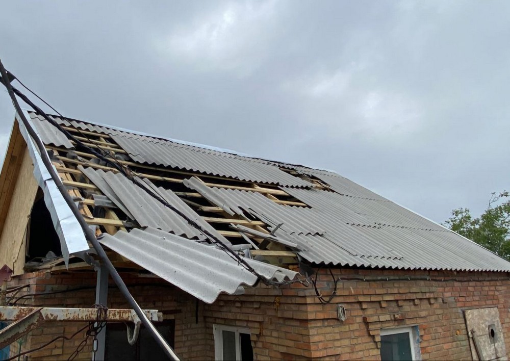 Фото наслідків обстрілів Нікополя
