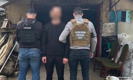 На Нікопольщині у чоловіка виявили 5 гранат, пістолет і понад 300 патронів