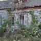 У Нікополі руйнування внаслідок обстрілів, також ворог масовано атакував область дронами – виникли пожежі (фото)