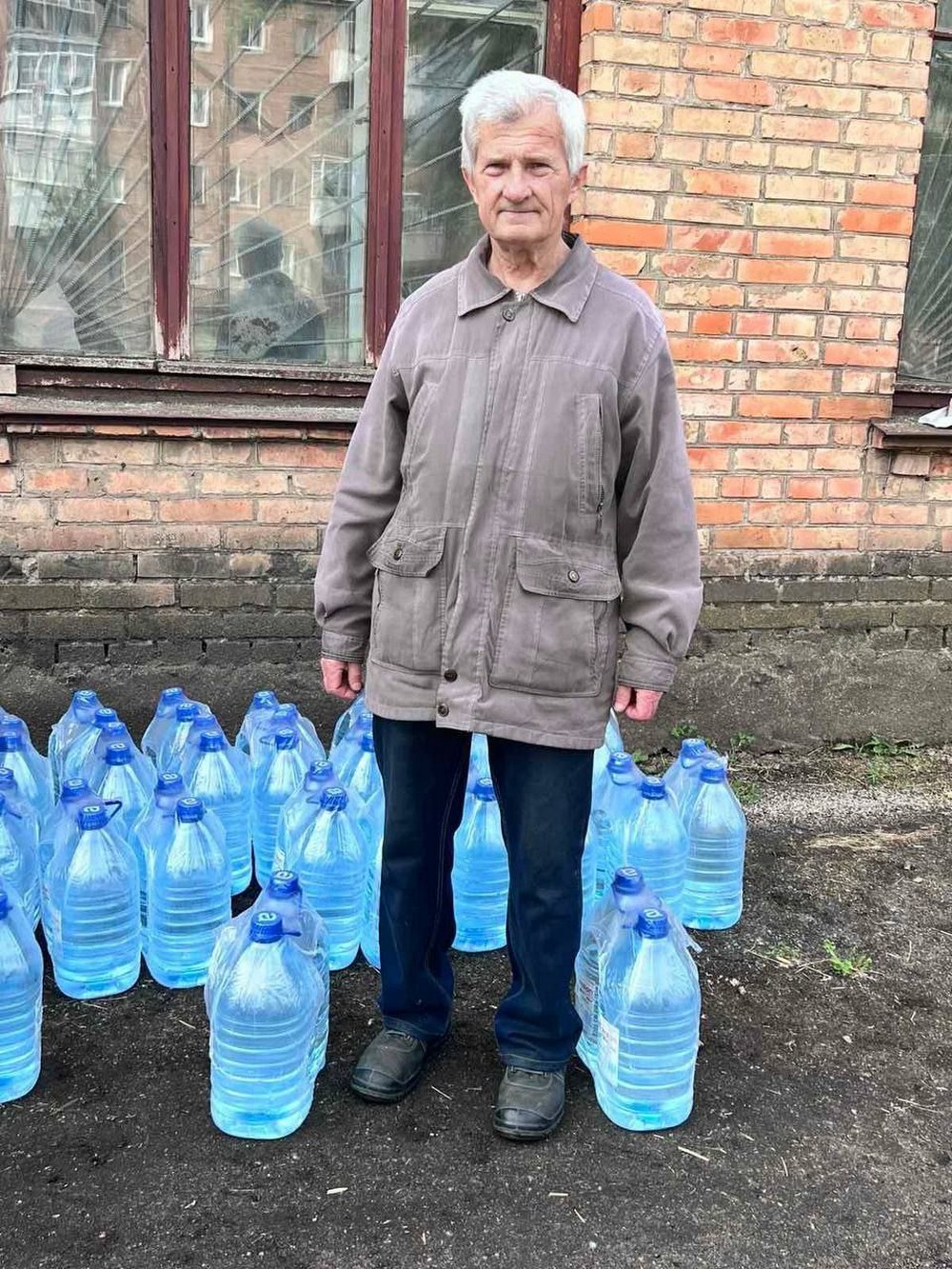 Гуманітарна допомога у Марганці від "GEM": що отримують люди (фото)