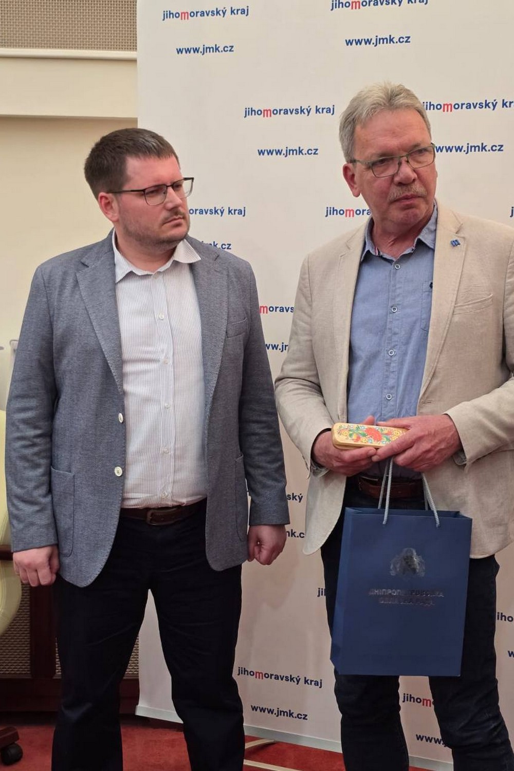 Обговорили проєкти водопостачання у Нікопольському та Синельниківському районах: обласна делегація працює у Чехії