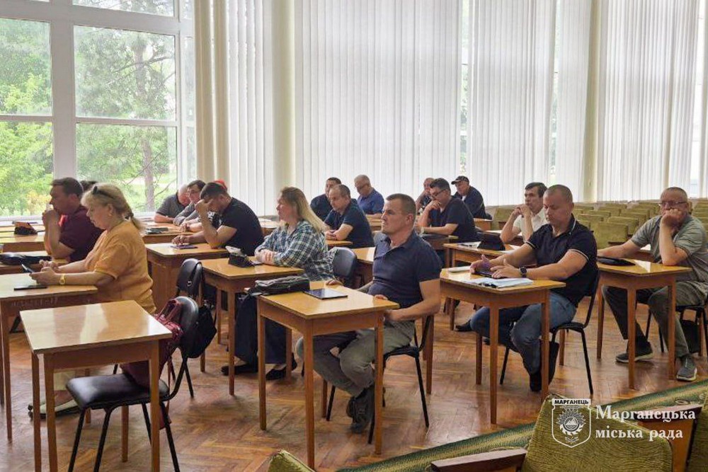У Марганці школярі отримуватимуть грошові премії за успіхи у навчанні – рішення сесії