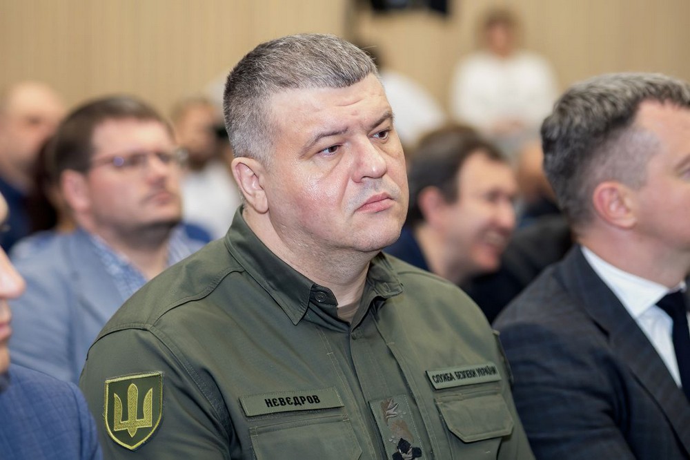У Дніпрі відкрився один із найбільших в Україні Центр захисту прав дитини. Він - перший на сході держави. Цей Центр створено за ініціативи Уповноваженого Верховної Ради з прав людини Дмитра Лубінця.