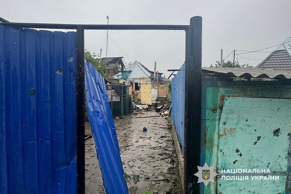 Фото наслідків ворожих ударів