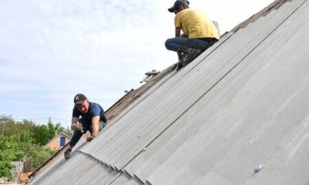 «Майстри вже виконують демонтаж і кам'яні роботи»: як у Нікополі відновлюють пошкоджене ворогом житло (фото) 41 у Нікополі 5