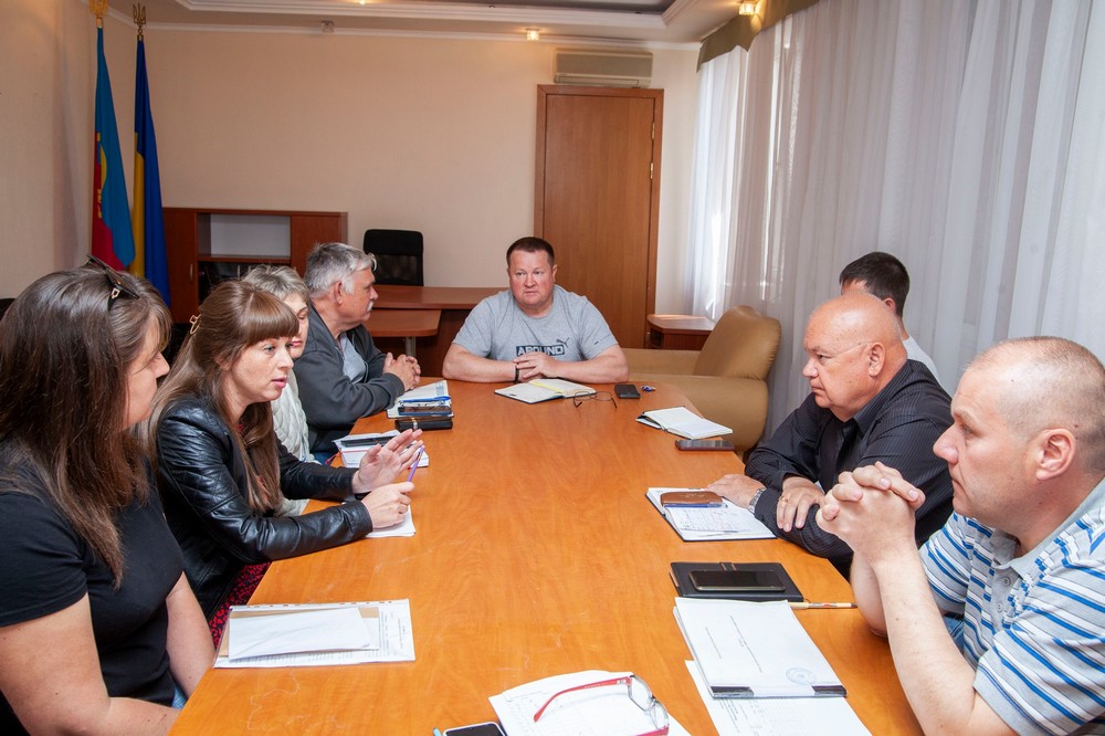 Під керівництвом Івана Базилюка сьогодні пройшла нарада щодо мобілізації у Нікопольському районі 1 у Нікопольському районі 2