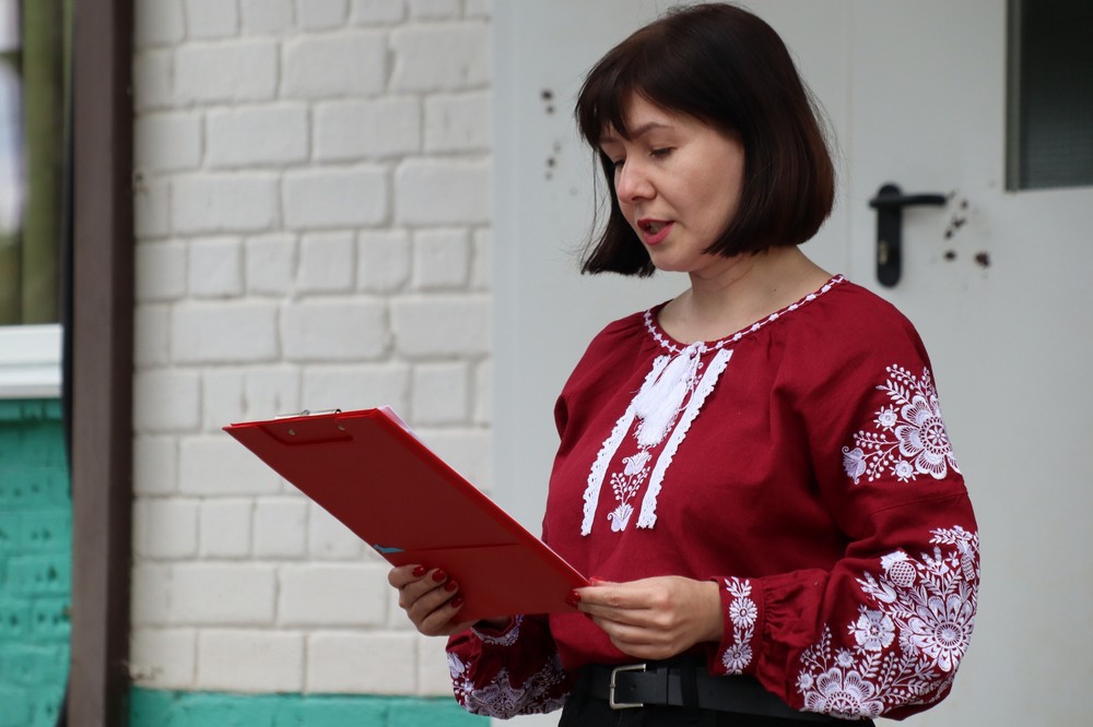 у Покрові сьогодні відкрили меморіальну дошку на честь Віталія Карпова (фото) 7