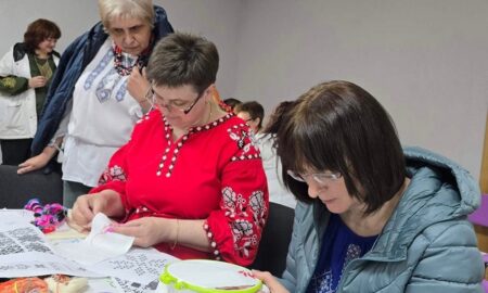 у Центрі освіти дорослих Нікополя