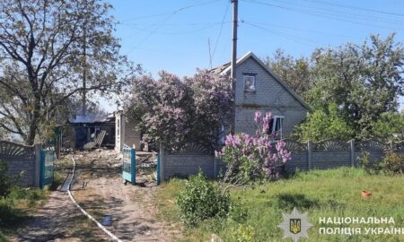 На Нікопольщині руйнування, у Новопавлівській громаді армія РФ вбила людину – поліція про наслідки ворожих атак за добу