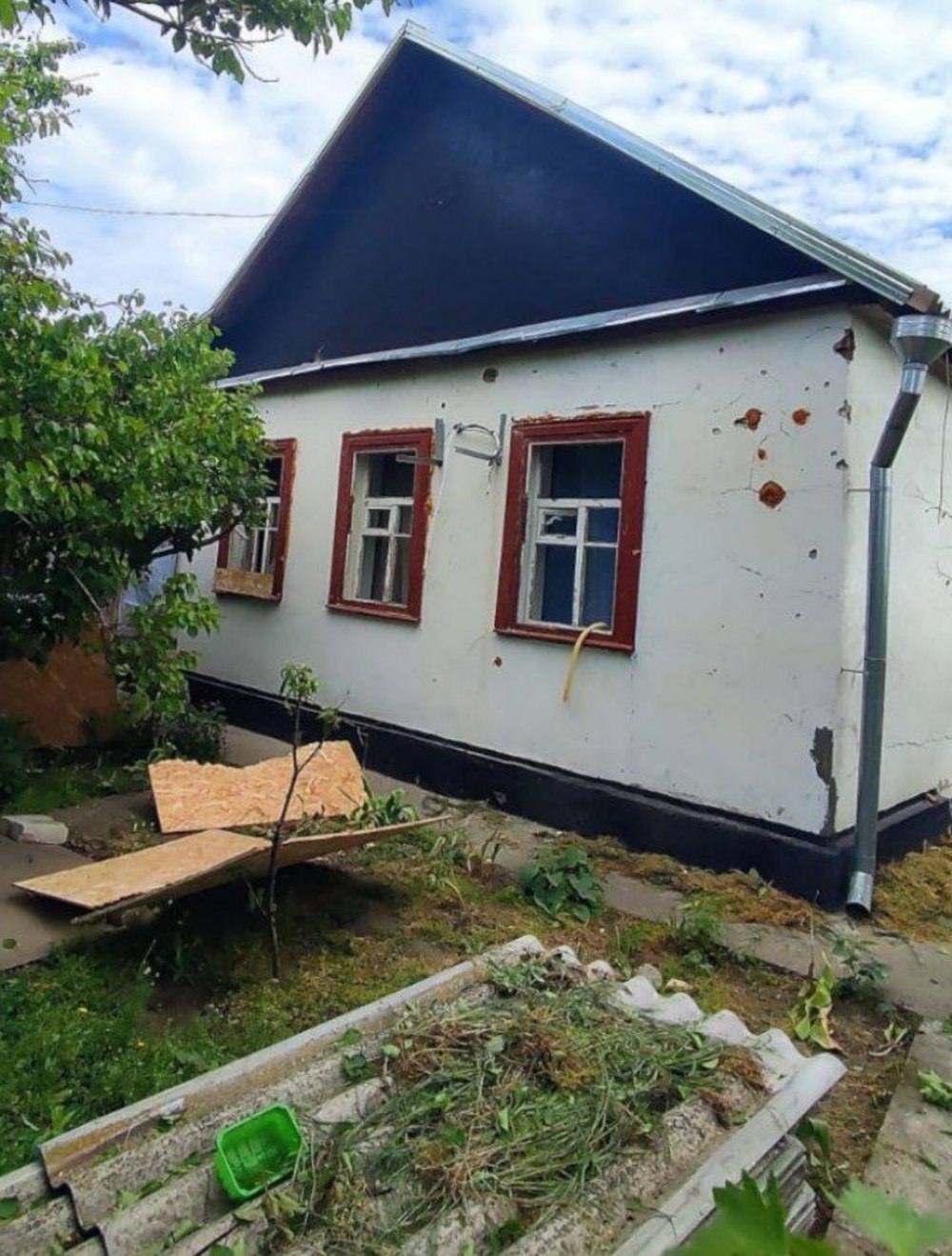 ворог гатив по Нікополю і двом громадам району